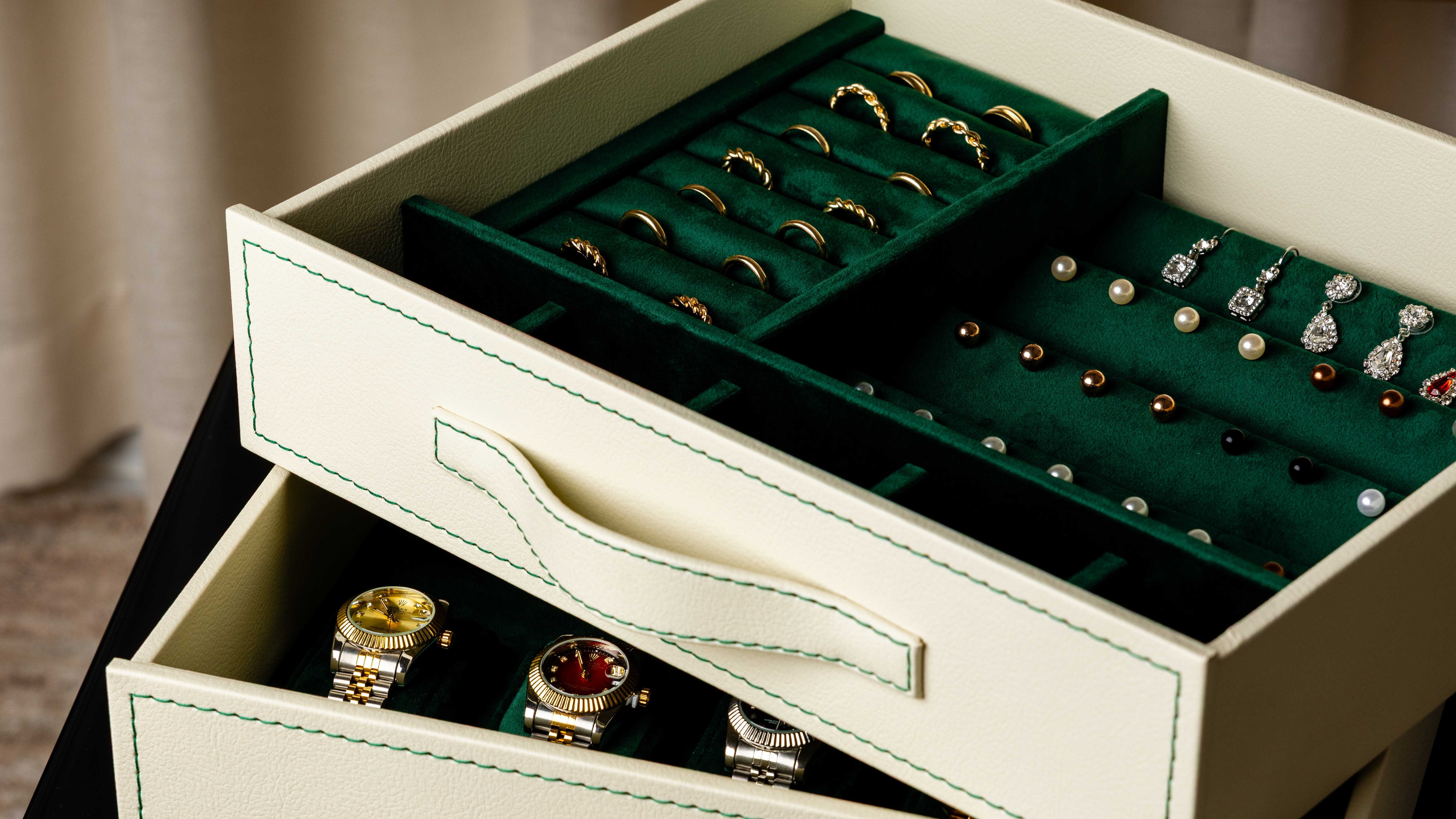 Luxuria Jewellery Safe — hero showcase